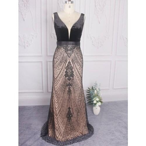 2021Big Size Black Lace Backless Sexy Design Sleeveless Wedding Dress Dridemaids for Dridesmaid