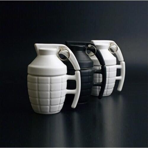 3D Stereo Glass Cups with lid Personalized Grenades Mugs Ceramic Coffee Cups White and Black Bomb Cup