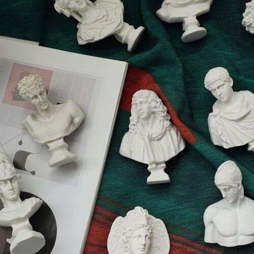 Resin Mini Sculpture Nordic Art People Statue Home Decorations Character Figurines For Sketching Painting Drawing