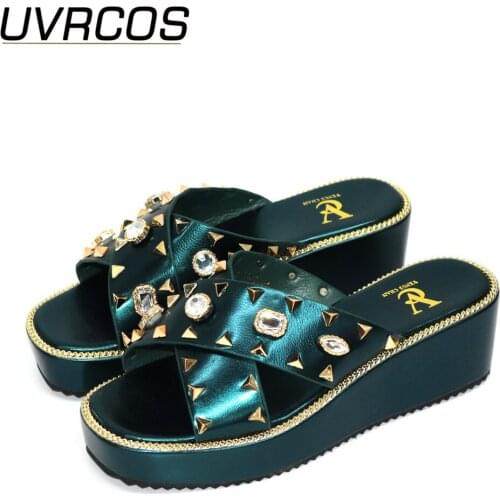 Latest Women Slippers Summer Soft Casual Fashion Female Shoes Slides Outdoor Rubber Low Heels Womens Sandals Italian Shoes