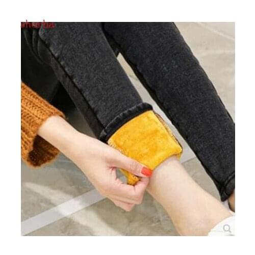 Maternity Keep warm Jeans For Pregnant Woman Pregnancy Denim Pants Winter Thicken Trousers maternity clothing Plus Size M-XXL