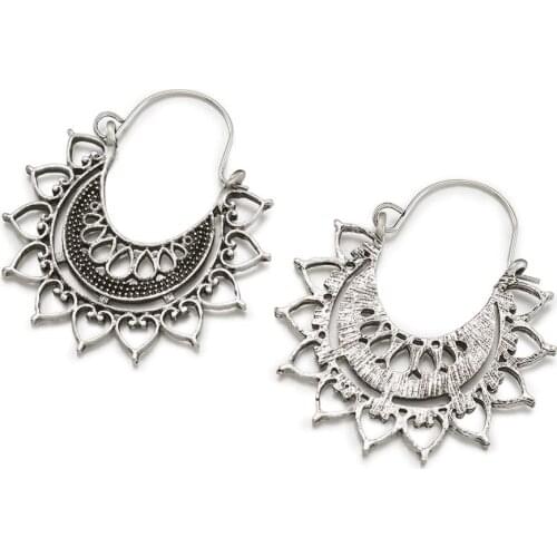 Vintage Bohemian Retro Style Alloy Hoop Earrings Antique Dangle Earrings Moon with Heart