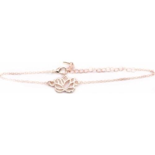 Fashion Lotus Bracelets Flat Flower Design Environmental Protection Zinc alloy Material For Women