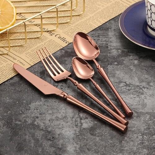 4pcs/set Rose Gold Dinnerware set Dinner Knife Fork Tablespoon Teaspoon Steak Knives Tableware Flatware Sets Christmas Cutlery