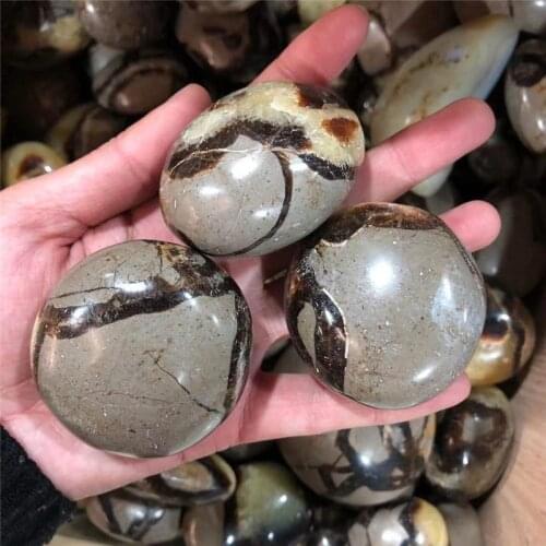 Natural crystals healing septarian palm stone for home decoration