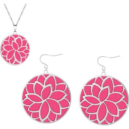 Koaem 2021 New Vintage Stainless Steel Charm Pendant Necklaces Leather Flower Necklace Earrings Jewelry Set Women Accessories Da