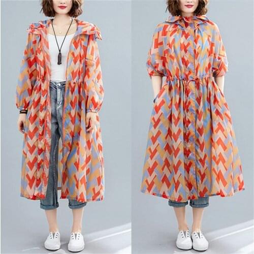 2021 Summer New Loose Casual Large Size Printing Long Hooded Thin Jacket Womens All-match Bohemian Sun Protection Clothing aq894