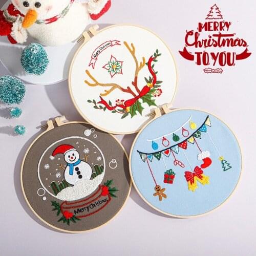 Christmas Embroidery Set DIY Material Bag Cross Stitch Kit Beginner Embroidery DIY Hand-embroidered Material Package Navidad