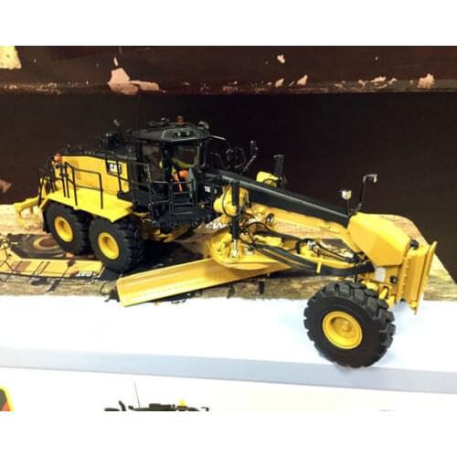 Diecast Toy Model DM 1:50 Caterpillar Cat 18M3 Motor Grader Engineering Machinery Toy 85521 for Man Gift,Collection,Decoration