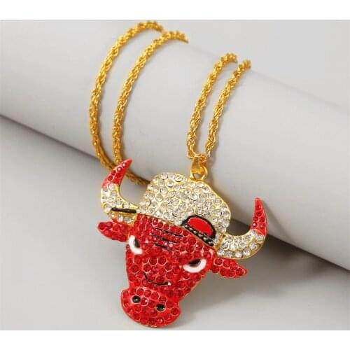 2020 New Fashion Rhinestone Red Bull Big Pendant Necklace Hip Hop Jewelry Women Men Gold Metal Long Rope Chain Necklace Gifts