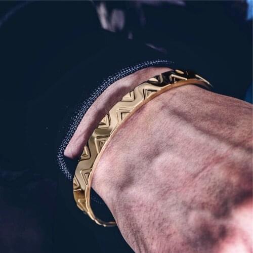 Mcllroy Rigid Bracelets