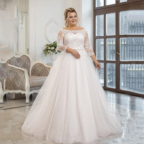 Vintage Plus Size Wedding Dress for Bride Eleagnt Scoop Neck Long Sleeves Lace Beading Sashes Tulle Ball Gown Bridal Dresses