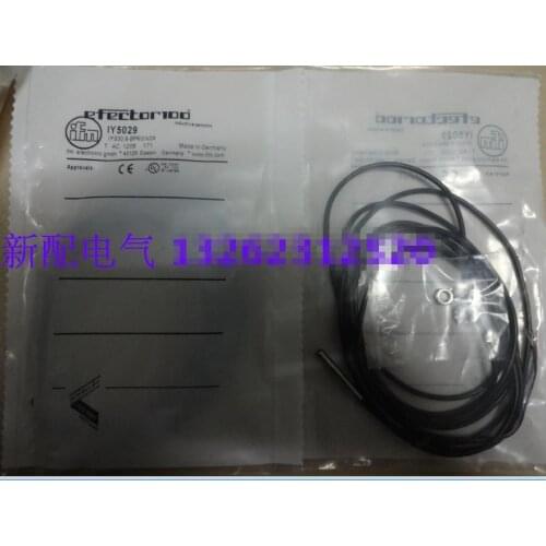 Original new 100% quality low-cost sales of new easy door sensor IY5052 proximity switch quality assurance