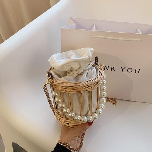 Women Small Handbags 2020 New Trendy Fashion Unique Female Bag Wild Chain Messenger Bag Portable Bucket Bag Purses D792