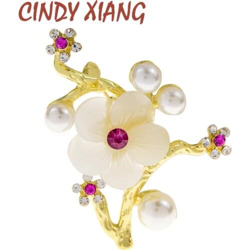 CINDY XIANG Pearl And Resin Flower Brooches For Women Elegant Fashion Rhinestone Pin Brooch Wedding Party Jewelry High Quality