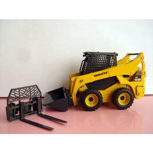 1:25 Komatsu SK1026 Skid Steer Loader toy