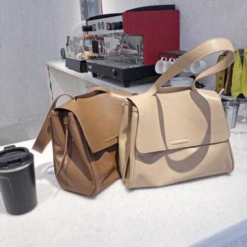 OL Commuter Flip Large Capacity Underarm Tote Bag for Women Commuting To Work New Soft Leather Single Shoulder Messenger Handbag