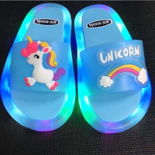 2020 Girl Slippers Children LED Kids Slippers Baby Bathroom Sandals Kids Shoes for Girl Boys Light Up Shoes Toddler