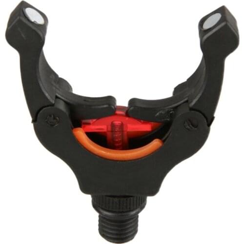 1pcs Carp Fishing Rod Rest Gripper For Rod Pod Holder with Magic Magnet Clips Keep Fishing Rod New Fishing Tool