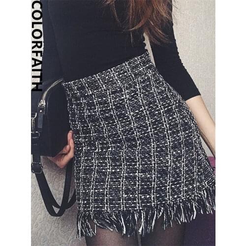 Colorfaith 2021 Spring Summer Women Woolen Mini Skirt In A Cage Vintage Plaid Tassel Skater High Waist Checkered Skirt SK5583