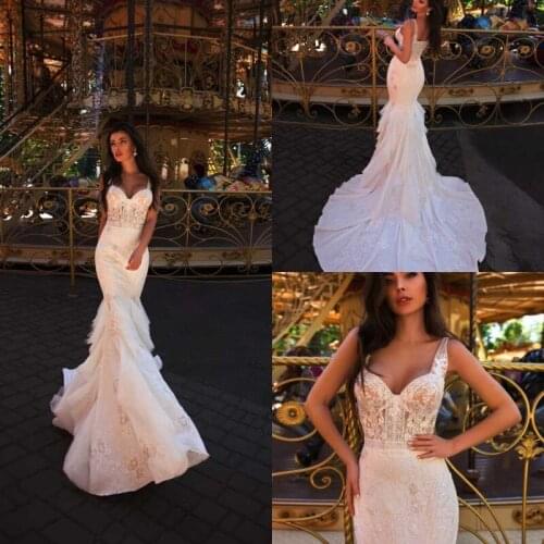 2020 Designed Wedding Dresses V-Neck Lace 3D-Floral Appliques Beads Bridal Gowns Backless Sweep Train Mermaid Wedding Dress