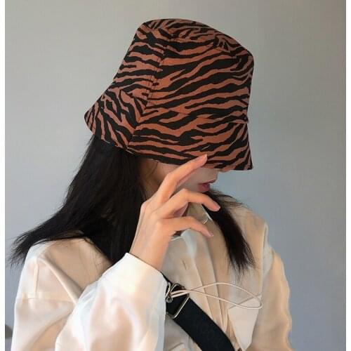 2021 Hot Black White Cow Zebra Pattern Bucket Hats Fisherman Caps for Women Summer Leopard Panama Bucket Hat