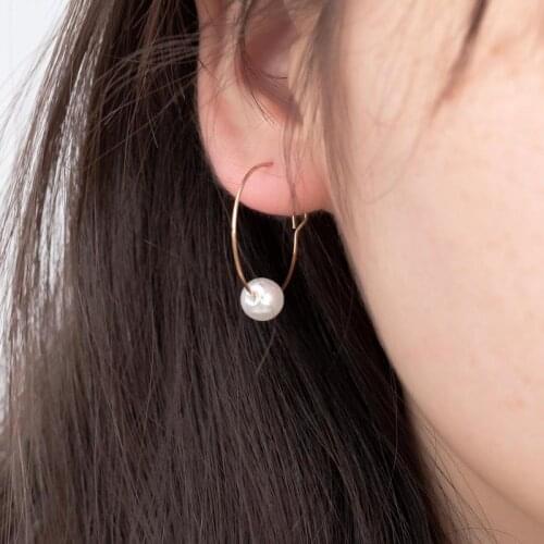 Europe And The United States Simple Personality Pearl Earrings Fashion Sweet Exquisite Big Circle Earrings Womens Wholesale
