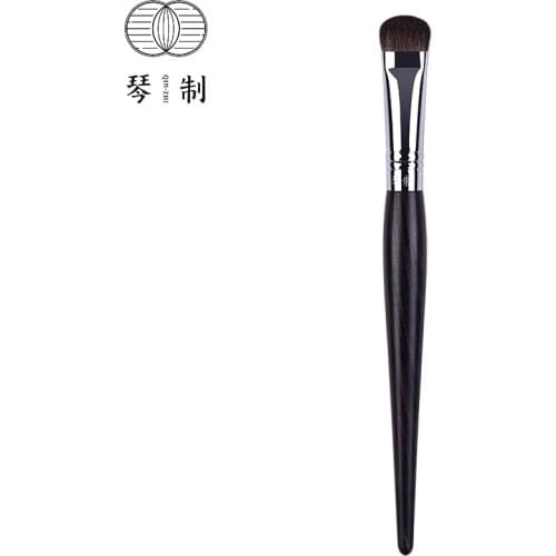 QINZHI Professional Handmade Make Up Brush G202 Nose Highlighter Eye Shadow Brush Natural Horse Hair Makeup Brushes
