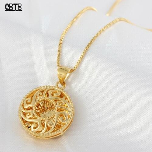 Classic Arab Women Round Hollow Gold Clouds Muslim Islamic Temperament Pendant Necklace Luxury Jewelry Holiday Gift