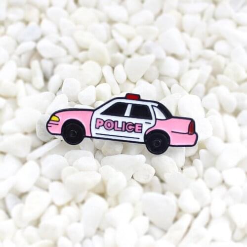Pink cop car pin fashion Cool girl Lovely soft Enamel needle Denim backpack shirt sweater personality badge Fashion Accessories