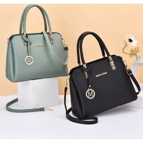 New Womens Bag Fashionable Atmosphere Ladys Handbag M Metal Decoration Large Capacity Single Shoulder Messenger Bag Pu Handbag