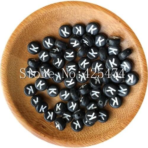 Wholesale Price 3600PCS/Lot Round Acrylic Letter Beads White Single Initial K Printing Black Plastic Coin Shape Alphabet Beads