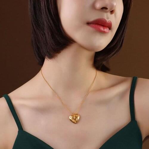 Stainless Steel Fashion Delicate Zircon Stone Minimalism Gold Heart Pendant Necklace Jewelry Gift For Women