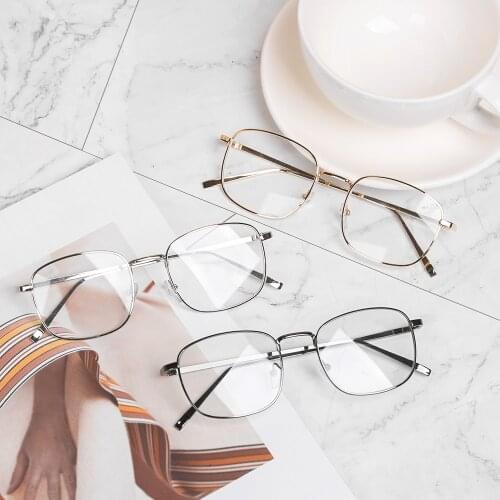 Women Men Square Glasses Fashion Retro Metal Eyeglasses Frame Elegant Temperamental Spectacles Reading Flat Glasses Vision Care