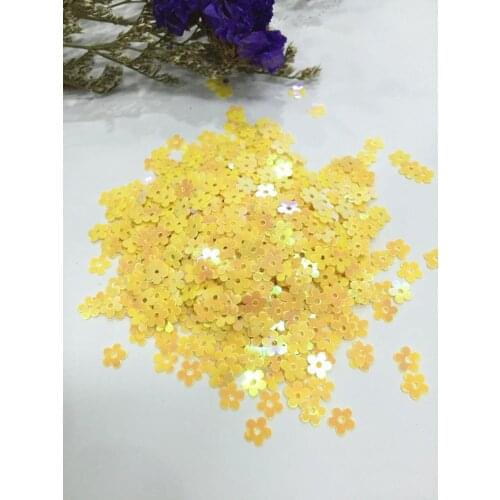 50g 5mm Flower Flat Centre Hole Loose Sequin Paillette Sewing,Wedding Craft DIY Garment Accessory Yellow AB