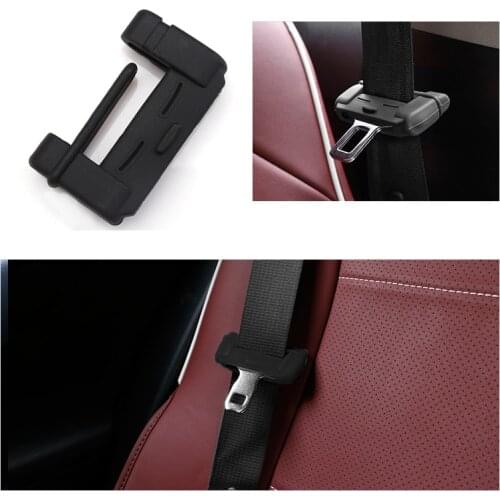 2pcs Car Safety Belt Buckle Silicon Protector Anti-Scratch Seat Belt Buckle Clip Interior Accessories for BMW VW Audi Toyota
