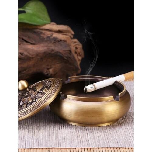 Copper ashtray office creative retro windproof ashtray with lid home living room desktop jewelry male gift metal crafts