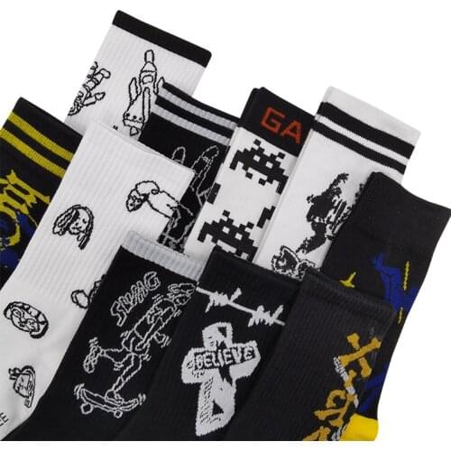 10 Pairs/Pack Cotton Cartoon Pattern Hip Hop Style Breathable Mid Tube Socks Funny Street Fashion Soft Long Sock for Men Woman