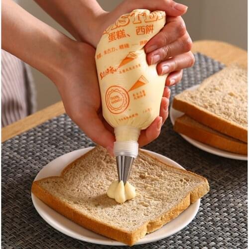 Cream Bag Cake Pipe Nozzle Squeezing Flower Cake Decoration Tool Baking Accessories Kitchen Dessert Mold