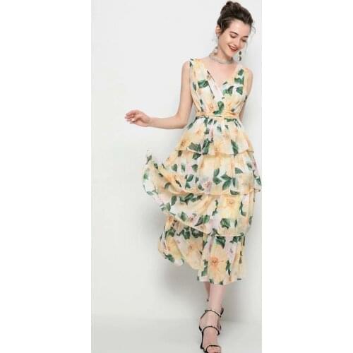 2021 spring and summer new womens floral mid-length V-neck dress beach holiday evening dress yellow printed bohemian cake dress