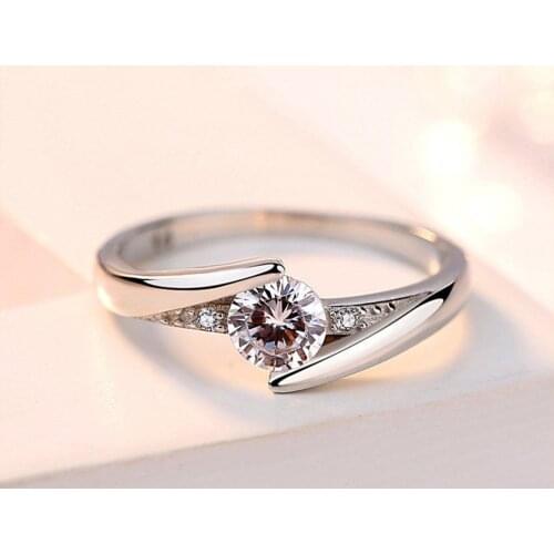 New Luxury Female Small Zircon Stone Ring Crystal Silver Color Wedding Band Rings Promise Solitaire Engagement Rings For Women