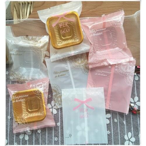 Wholesale ,6.5cm Bright butterfly lace powder moon cake trays moon cake Packing bag+ tray 95-100 sets