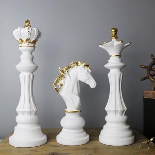 Luxury Chess Set Family Decorations War Kings and Queens Board Games Figurines Pieces Ornaments