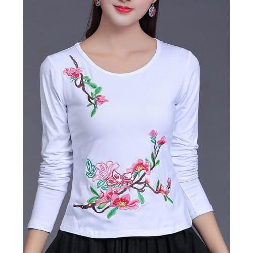 95% Cotton Ethnic Embroidery T shirt Women Plus size O neck Spring Tops Long sleeve Autumn Bottoming Solid color White Tee Shirt