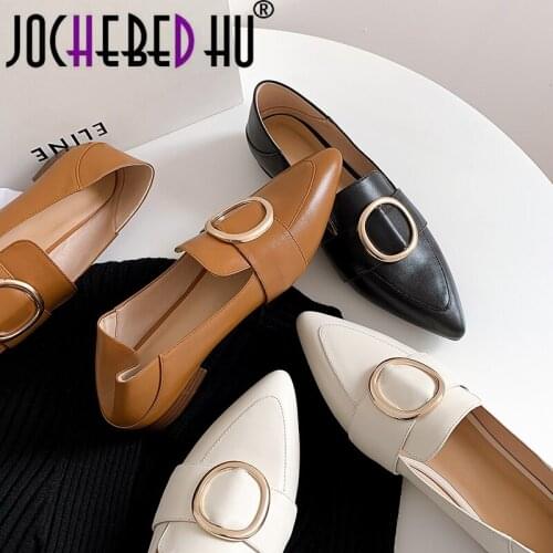 【JOCHEBED HU】women pumps Genuine Leather pumps cow leather pumps fashion shoes soft Metal decoration British basic models 33-41