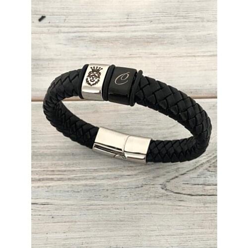 Che handmade Jewelry