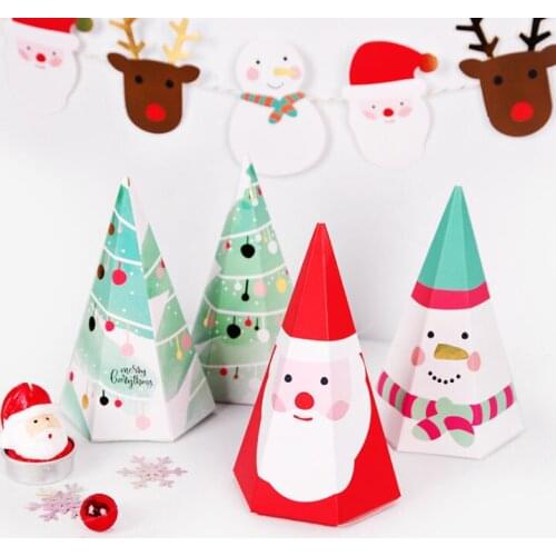 2020 new 50pcs Creative gilding Christmas tower candy box cartoon cute Christmas Eve gift box