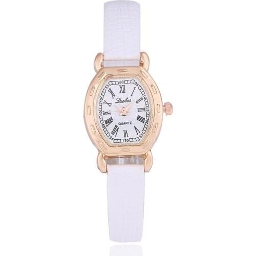 DISU Ladies Watch With Leather Strap