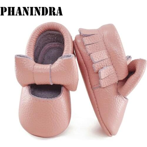 Soft Genuine Leather Fringe Baby Moccasins Girls Mary Jane Flower Baby Shoes Gold Bow First Walker Toddler Moccs Phanindra
