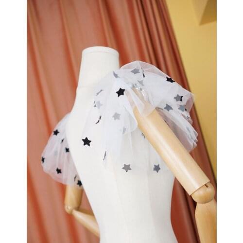 Literary Fresh Women Floral Lace Horn Cuff Imitation Pearl Wrist Plea Flare Sleeves Floral Lace Pleated Ruched False Cuffs Sw